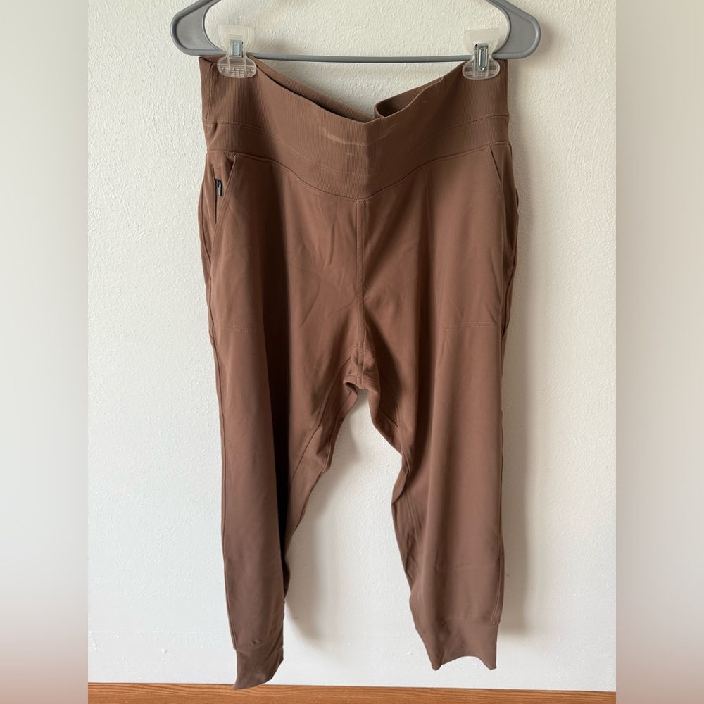 Women’s Tan Athleta Jogger. Size XL with slight stain around waist band.